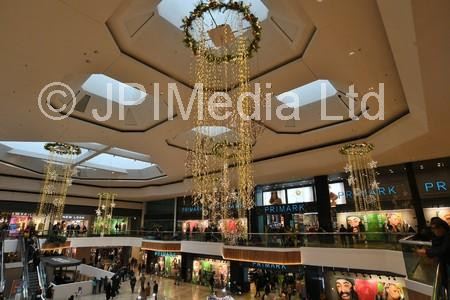 39269618Queensgate christmas lights switch on National World