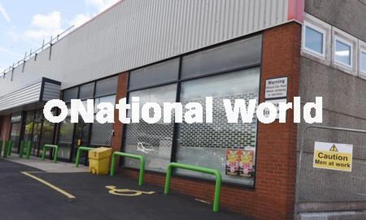 39439205 WIGAN 12 05 22 Exterior of former Poundstretcher shop which is being turned into an MOT centre 123 125 Wallgate Wigan