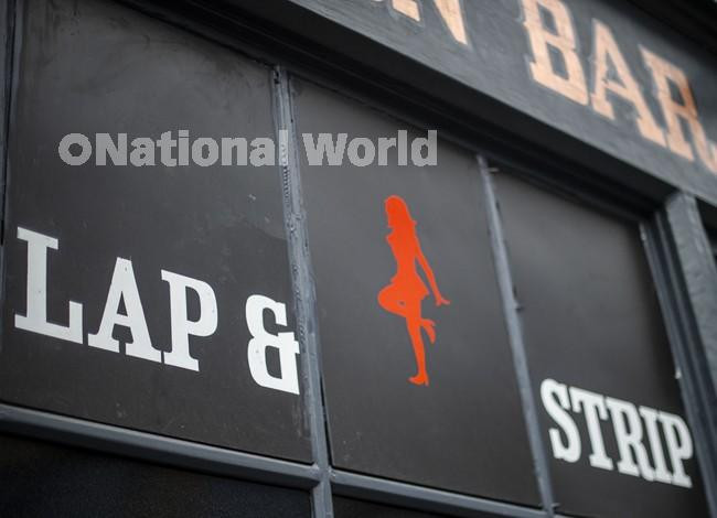 39657207PIC LISA FERGUSON 10 02 2023 Pubic Triangle, Edinburgh srip