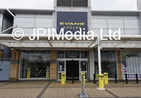39404191-WIGAN 06-04-22 A new cycling shop has opened in Wigan, Evans Cycles, is the newest arrival at Robin Retail Park,
