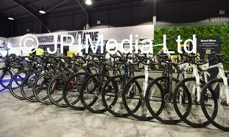 39404197-WIGAN 06-04-22 A new cycling shop has opened in Wigan