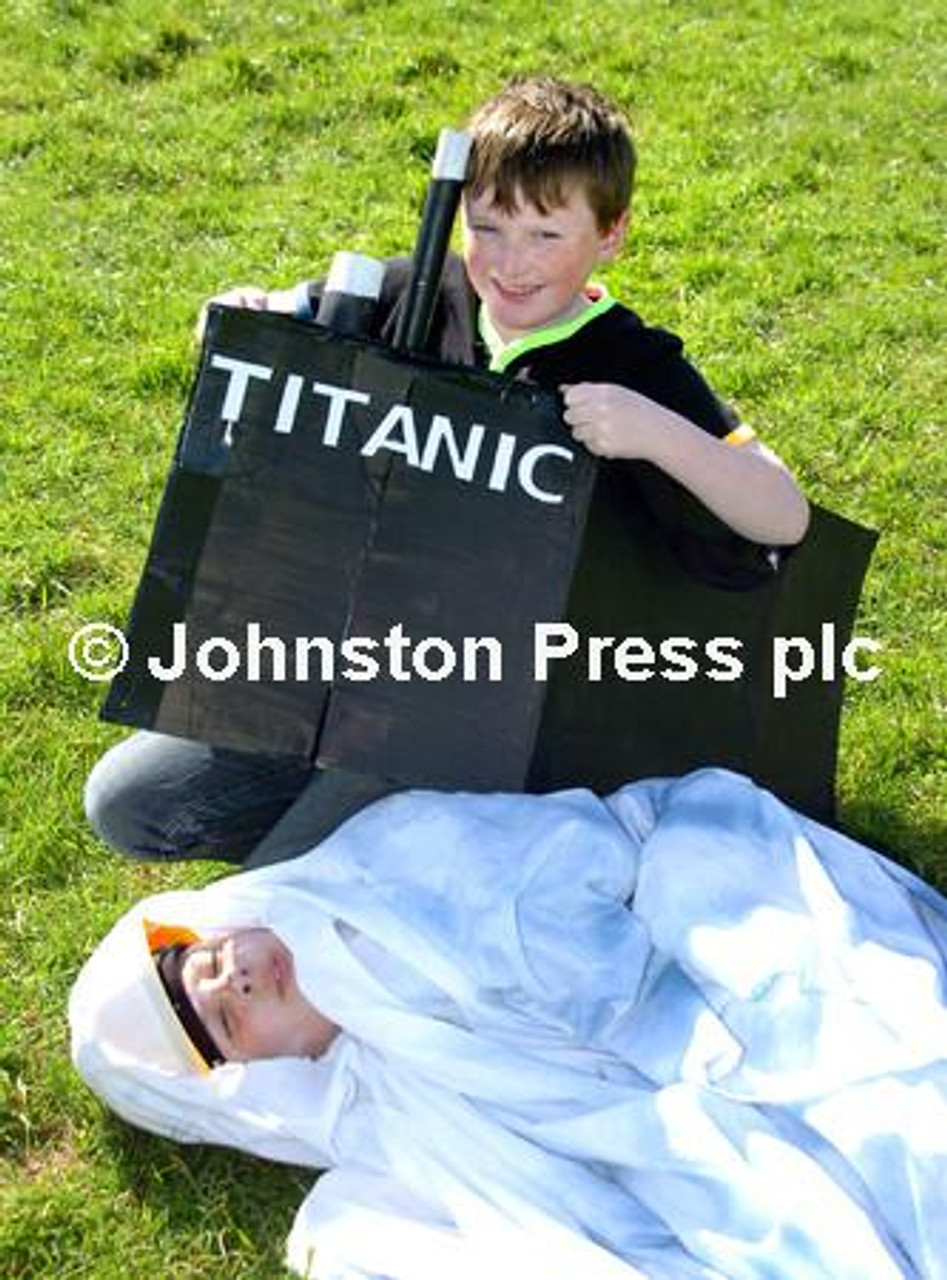21402570-Children and staff at Anchorsholme Primary School dressed in  period costume for their Titanic day. As the ship and iceberg-Patrick  Tivnan and Joseph Everitt. - National World | Newsprints
