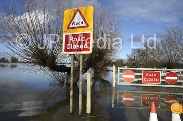 38894420 Flooding at the B1040 Whittlesey Wash road between