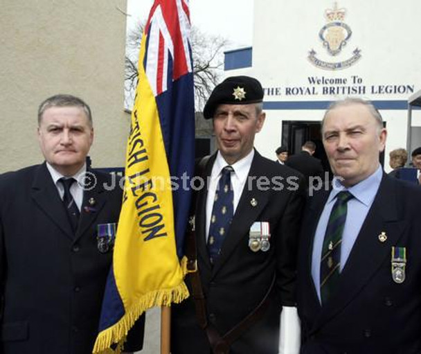 37663075SETTING THE STANDARD. Pictured at the Dedication of a new