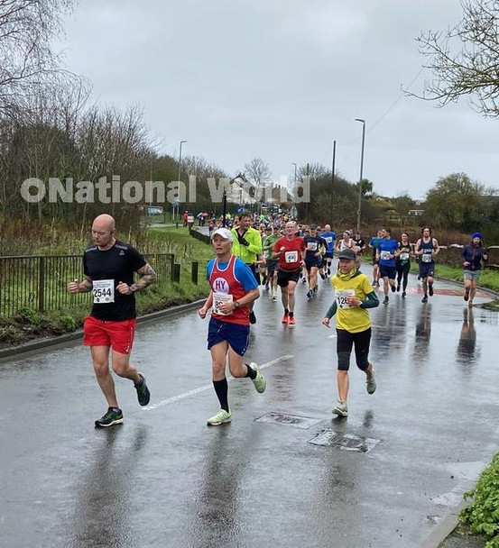 39687212Hastings Half Marathon 2023. Harley Shute Road. Photo by Frank