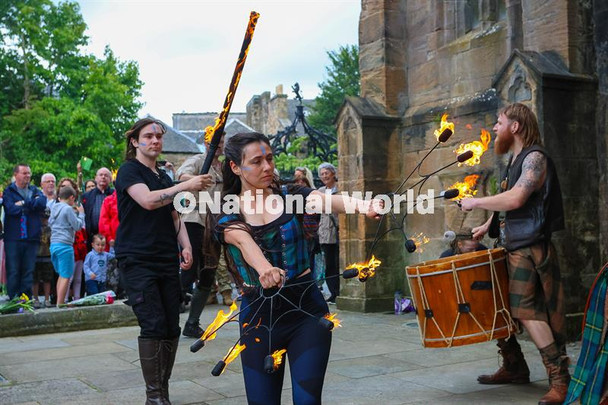 39829236-22/07/23 725th Anniversary of the Battle Of Falkirk Clan an ...