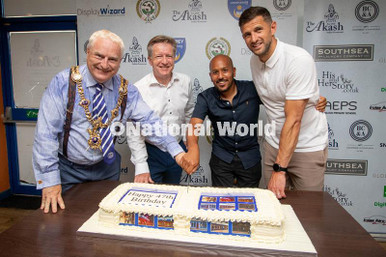 40348916-Akash restaurant, Portsmouth celebrates their 47th birthday ...