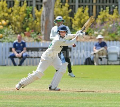 39492405-New Farnley v Townville Bradford League Priestley Cup quarter ...