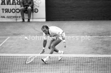 Tony Roche Chicago 22643820-Tony Roche at the Scottish Grass Court Championships at ...