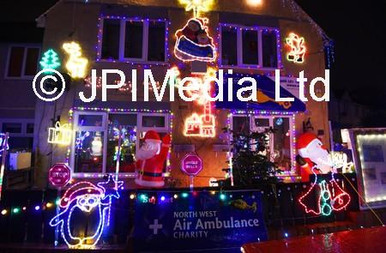 39258343-BLACKPOOL - 15-11-21 The Thomas family have decorated their ...