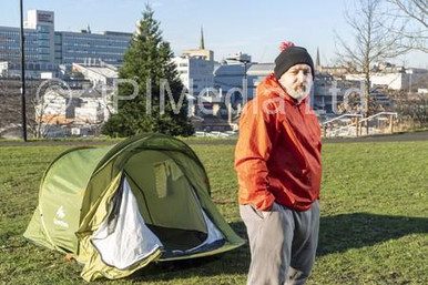 39324746-Former homeless man Chris Royston at the stteel steps behind ...