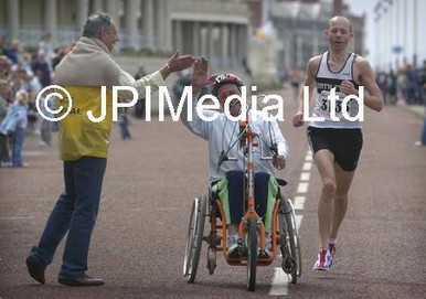 38631117-Blackpool Fun Run 2006 Blackpool s Dave Burns wins the ...