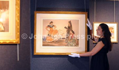 27558983-PIC LISA FERGUSON 25 04 2014 Major Private Collection of ...