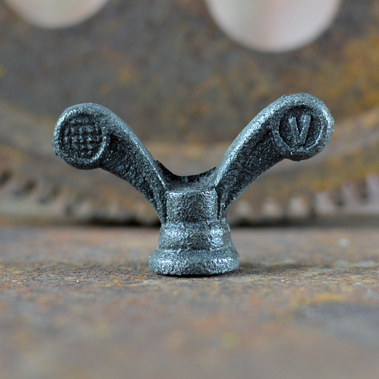 Decorative Wing Nuts: A Comprehensive Guide to Aesthetic and Functional Hardware