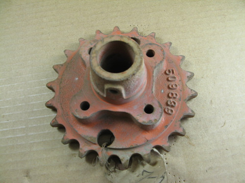 70509839, 70509939 AGCO Allis-Chalmers Sprocket