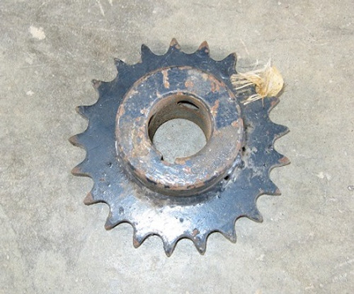 71148355 AGCO Gleaner 21 Tooth #50 Sprocket