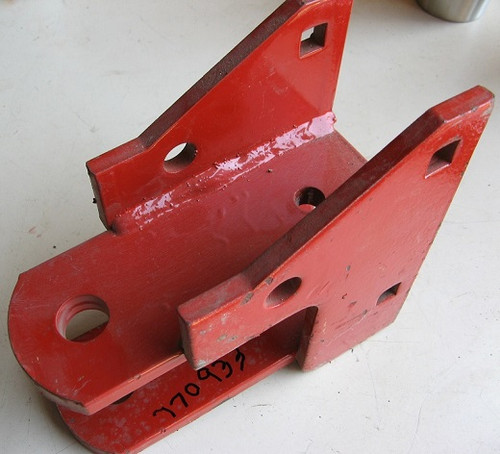 770933, 86630555 CNH New Holland HITCH Tongue
