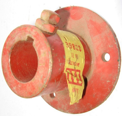 39828 CNH New Holland HUB and Flange with Set Screw