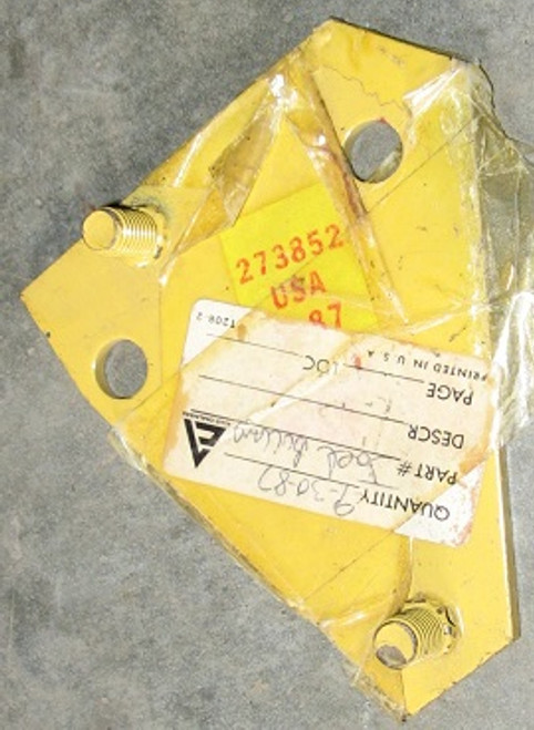 273852  CNH New Holland  PLATE Top, L.H. Support