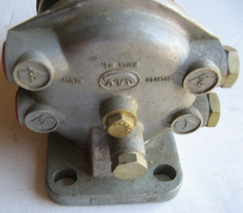 501699, 3117033R91  CNH New Holland  FILTER Fuel Asy.