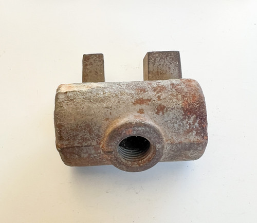 70243748 AGCO 243748 Allis-Chalmers LUG, shift rail 1st & 2nd