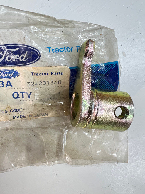 SBA324201360, 83967243 New Holland Ford Shifter ARM