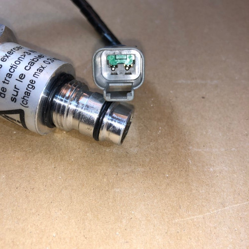 3798634M1, 3798634M3 AGCO Oil Flter Sensor