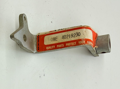 74021923 AGCO Gleaner Throttle LEVER ARM