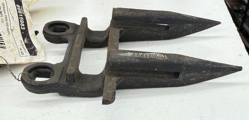 86615983 New Holland Double Sickle GUARD, replaces 86521590, 86553346, 87016588, 87018588, 87042360, 89801347, 9801347.