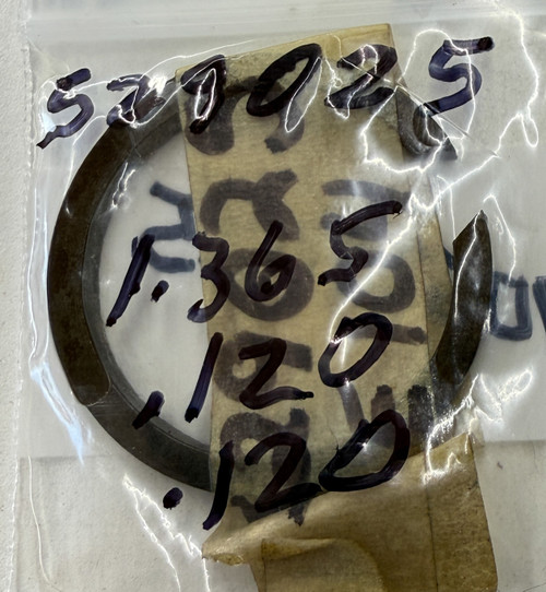 70529025 AGCO 529025 Allis-Chalmers External Retaining RING, Snap Ring.