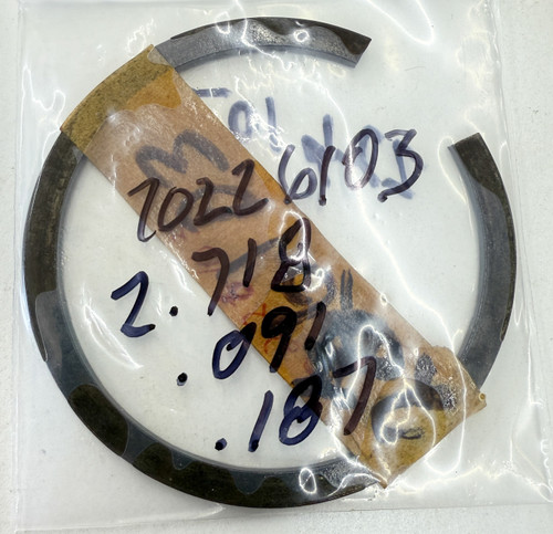 70226103 AGCO, 226103 Allis-Chalmers .091"T Internal Retaining RING, Snap RING.