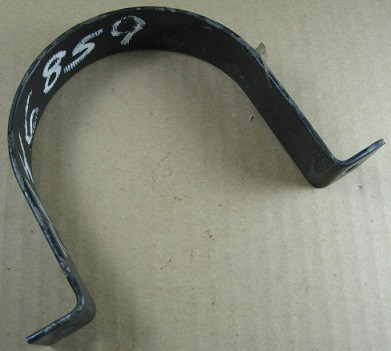 71146859 AGCO Gleaner Cuff CLAMP