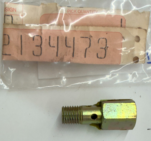 2134473 AGCO Deutz Hollow Screw Adaptor FITTING, 1137482.