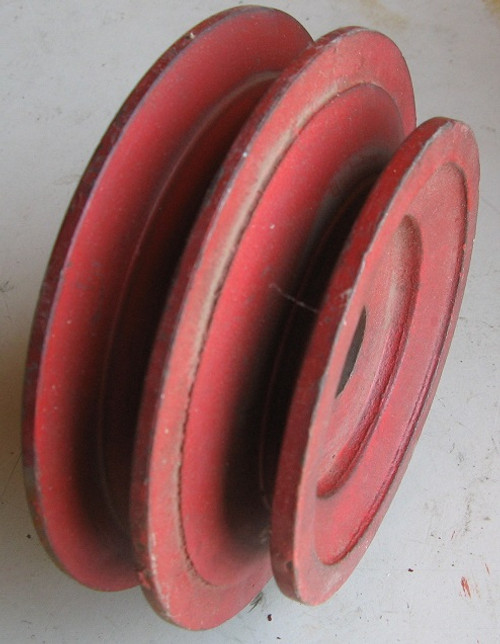 40228 New Holland Pulley Double