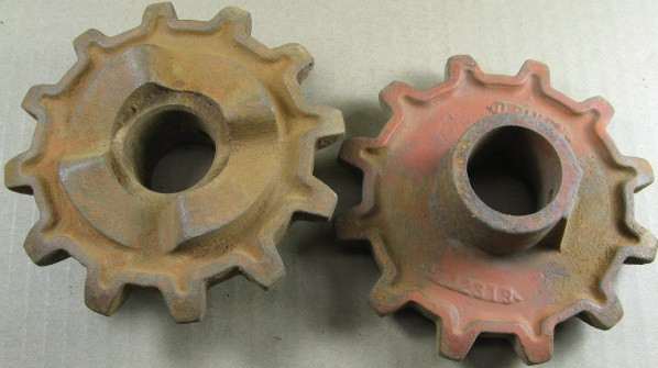 70502319 AGCO Allis-Chalmers Sprocket
