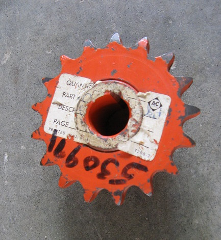 70530971 AGCO Gleaner Sprocket