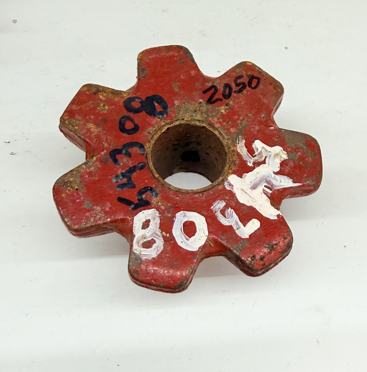 54308 New Holland 2050, 7T, Idler SPROCKET
