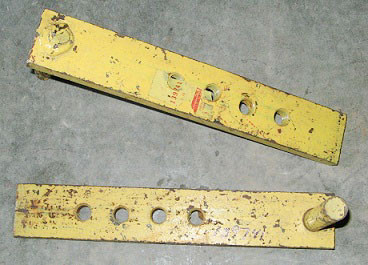 139741, 575510  CNH New Holland  BRACKET ADJUSTING ARM