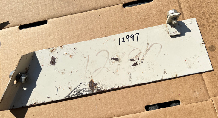 12997, 01299700 Ariens Leaf Mulcher Panel