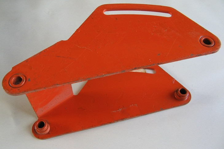 70230059 AGCO Allis-Chalmers Seat LINKAGE