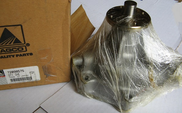 72098575 AGCO Allis-Chalmers Water Pump
