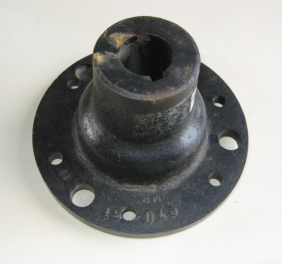 71140841 AGCO Gleaner HUB Housing