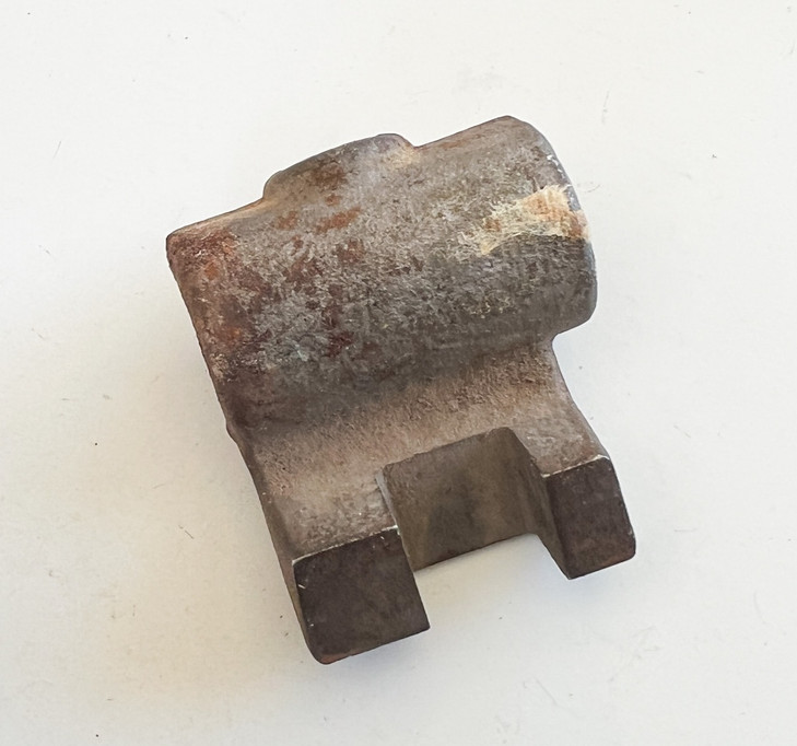 70243748 AGCO 243748 Allis-Chalmers LUG, shift rail 1st & 2nd