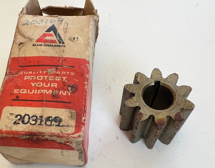 70203169 AGCO Allis-Chalmers 10T GEAR