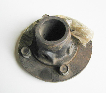 71109637 AGCO Gleaner HUB