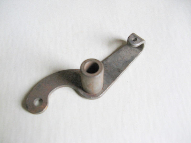 70232338 AGCO Allis-Chalmers Control Rod LEVER ASY.,