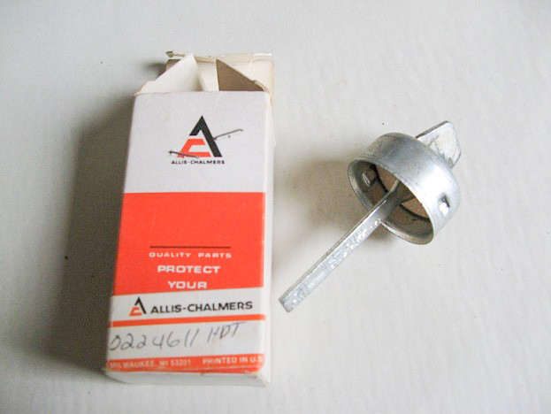 70224611 AGCO Allis-Chalmers Hydraulic and Transmission Oil CAP and Dipstick, CA, D10, D12, WD, WD45 AC Tractors.