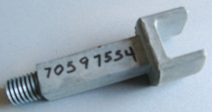 70597554 AGCO Allis-Chalmers Threaded YOKE
