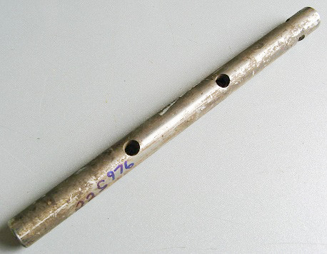 70225976 AGCO Allis-Chalmers ROD, Gear Shift 3rd and 4th