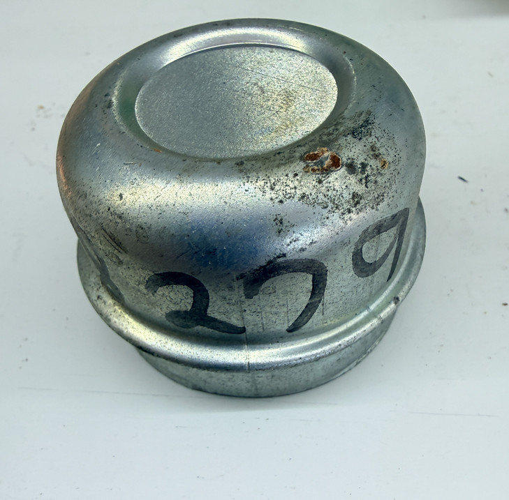 70328279 AGCO 328279 Allis-Chalmers Dome Grease CAP, Dust Cap.